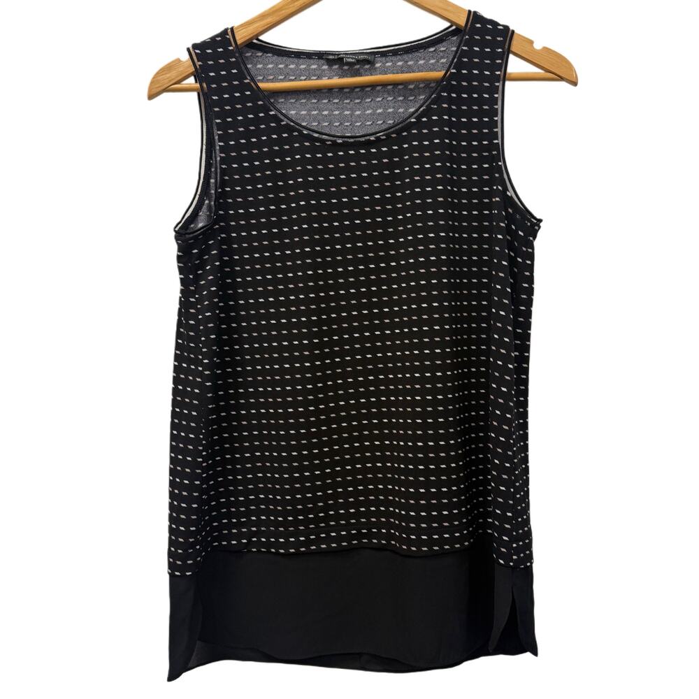 Adrianna Papell woman's short sleeve top in black and white pattern size S